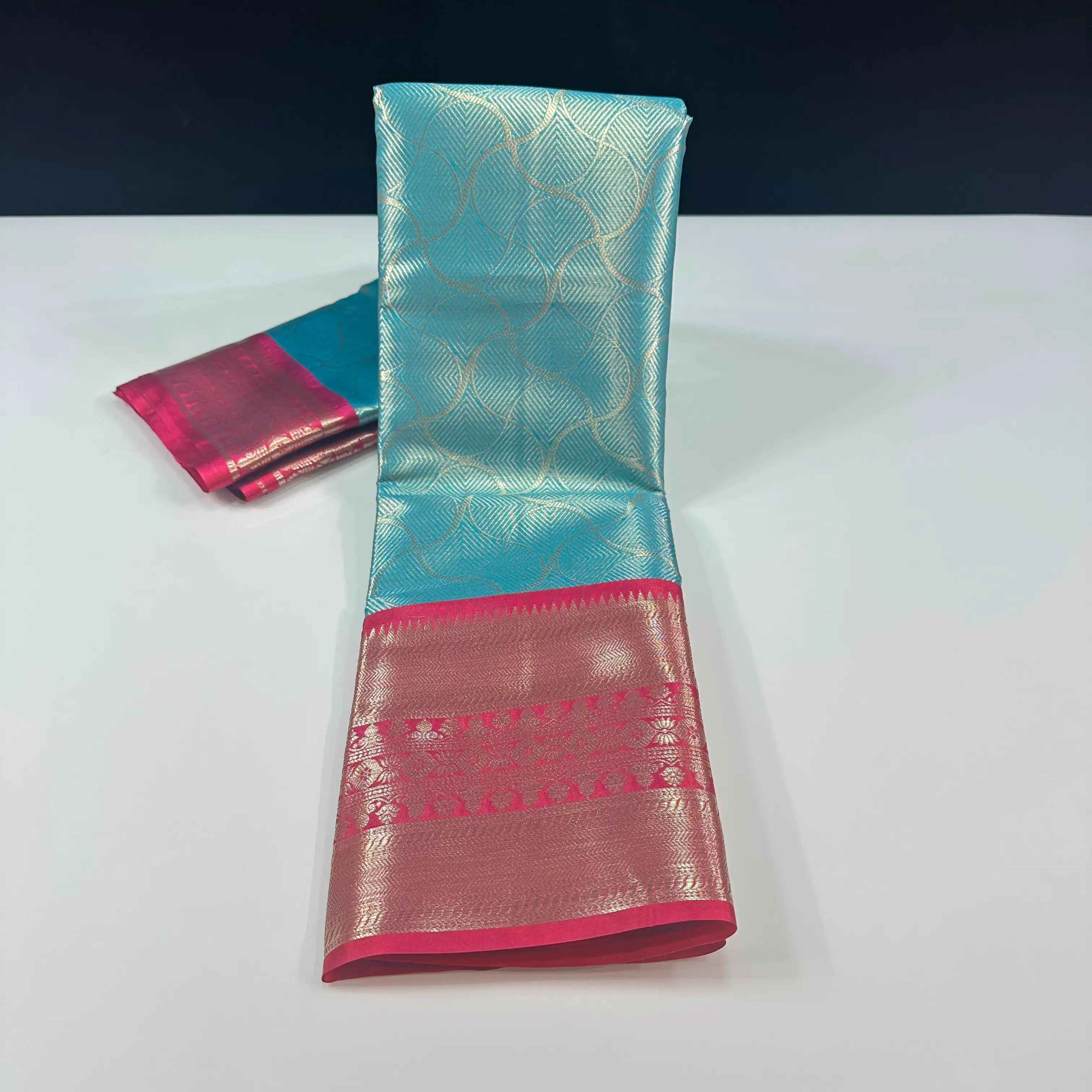Tissue Brocade Contrast Border Semi Kanchipuram Silk Saree